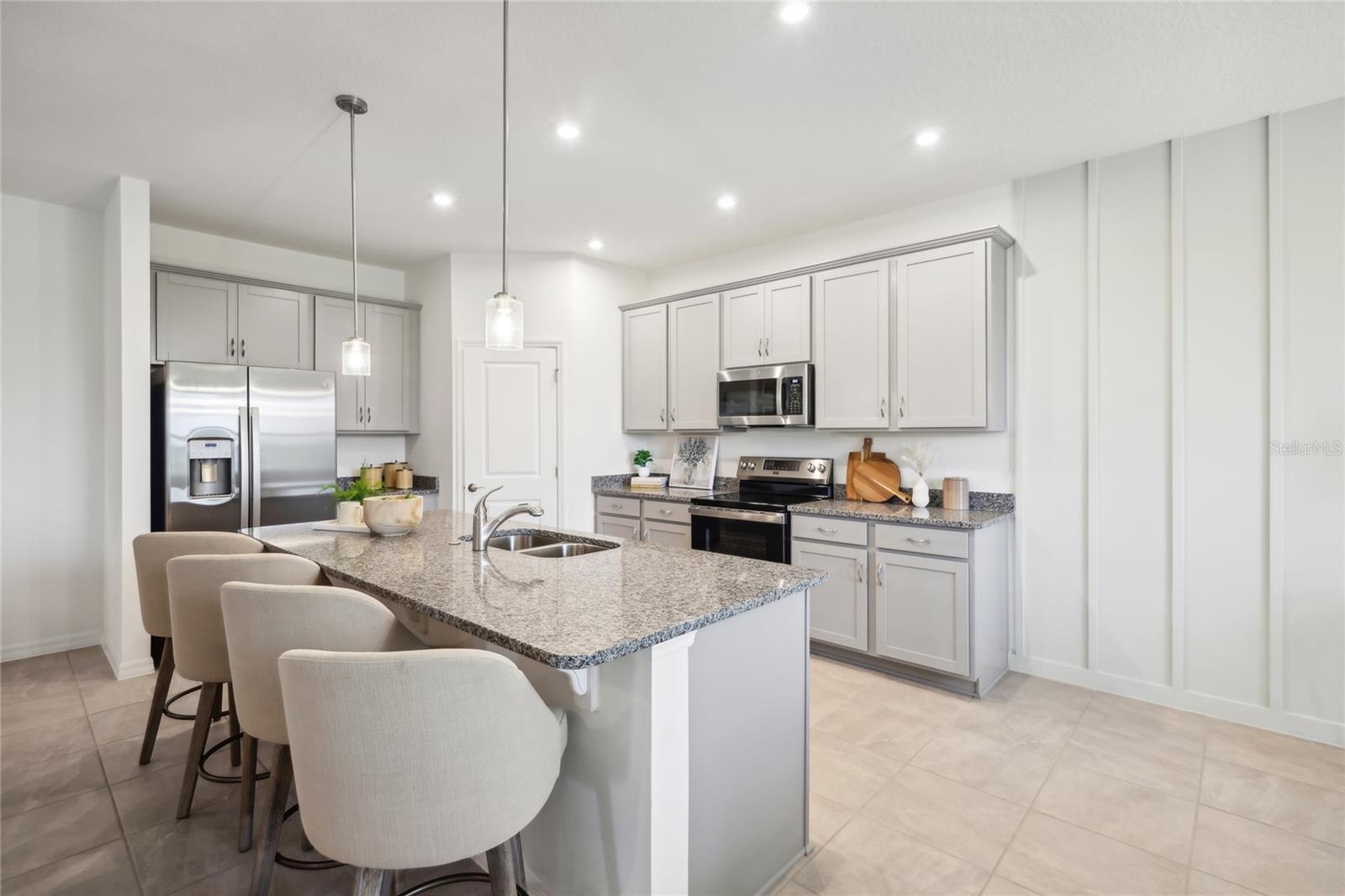 12879 TROVITA DR, GRAND ISLAND, FL — photo 16