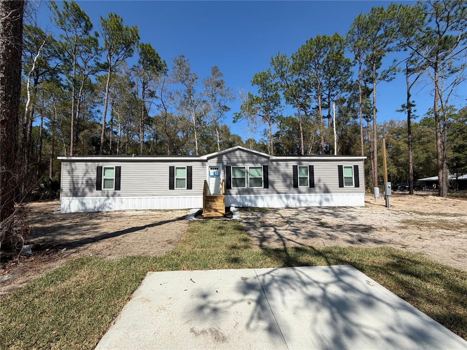 10055 W OHIO DR, CRYSTAL RIVER, FL — photo 2