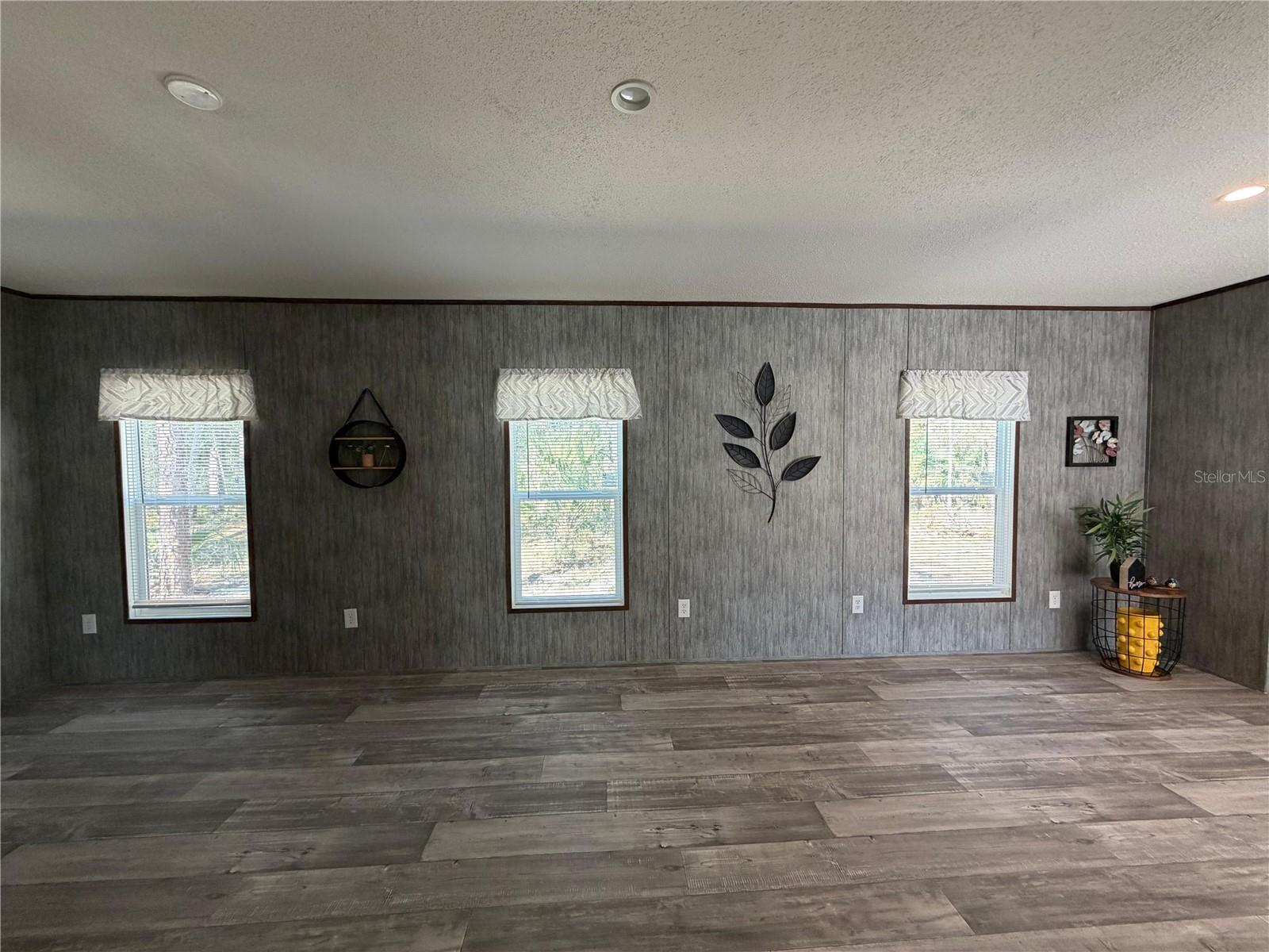 10055 W OHIO DR, CRYSTAL RIVER, FL — photo 3