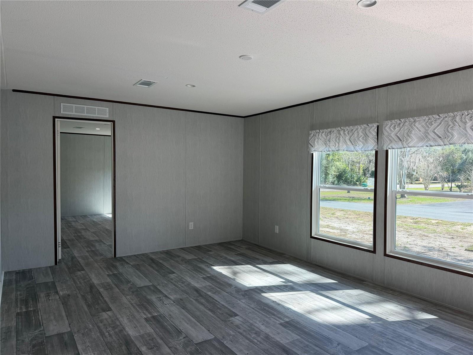 10055 W OHIO DR, CRYSTAL RIVER, FL — photo 6
