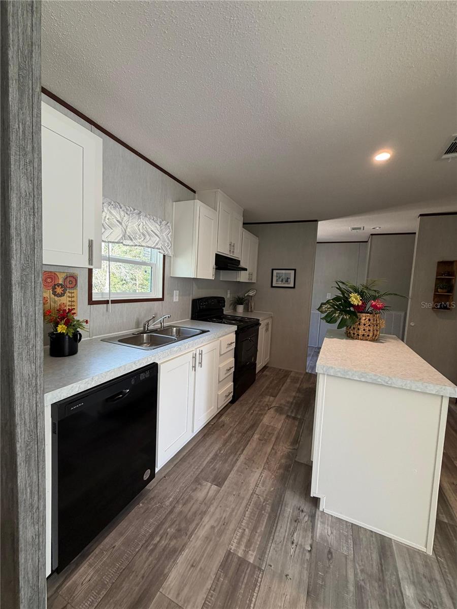 10055 W OHIO DR, CRYSTAL RIVER, FL — photo 13
