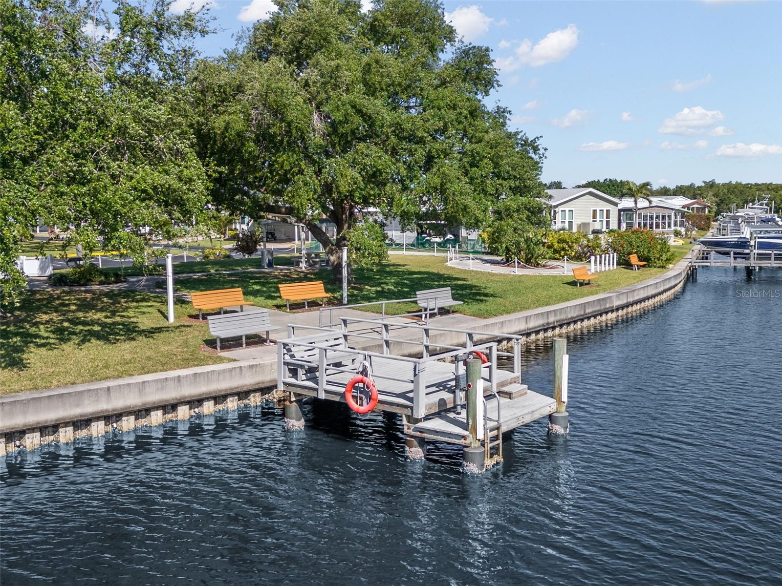 425 MOUNT PINEY AVE NE #681, ST PETERSBURG, FL — photo 27
