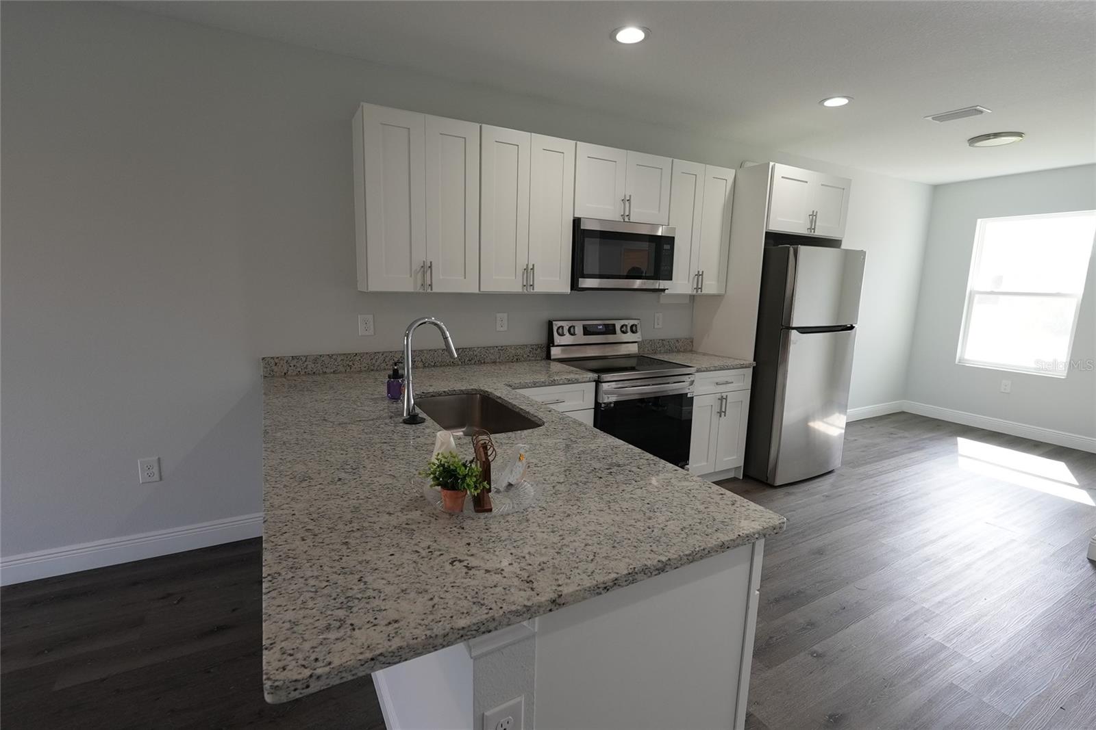 17196 BONNIE AVE, PORT CHARLOTTE, FL — photo 5