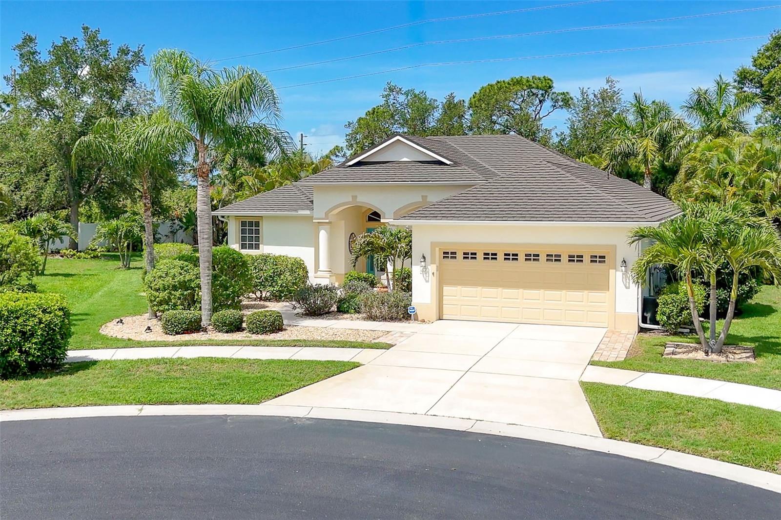 122 CLEAR LAKE DR, ENGLEWOOD, FL — photo 2