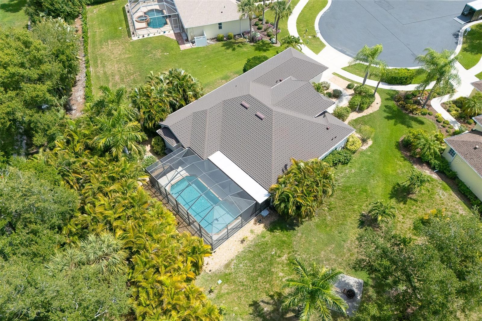 122 CLEAR LAKE DR, ENGLEWOOD, FL — photo 3