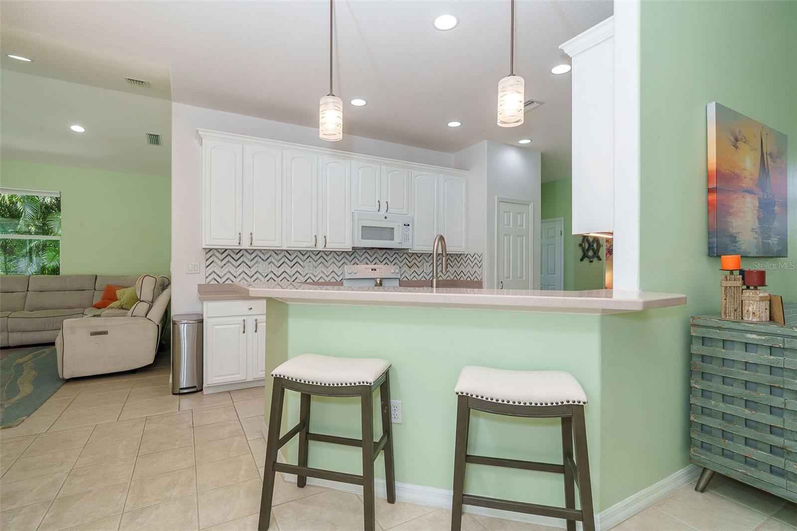 122 CLEAR LAKE DR, ENGLEWOOD, FL — photo 15
