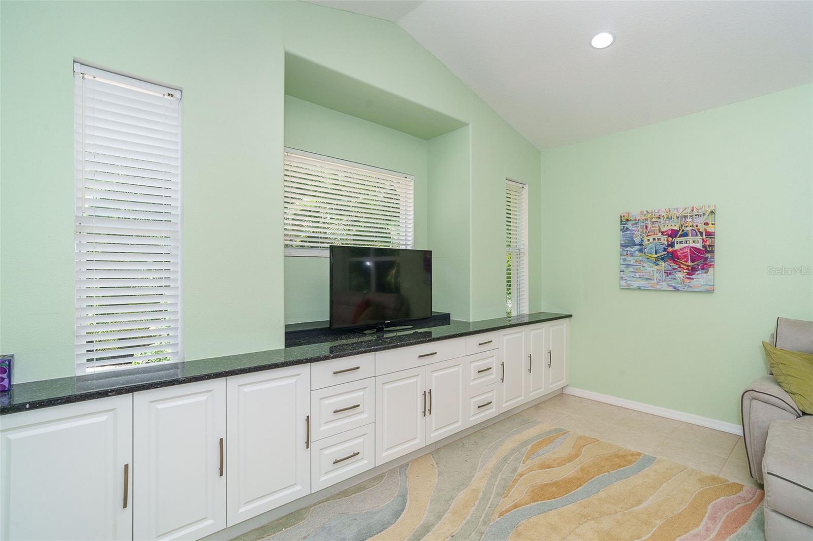 122 CLEAR LAKE DR, ENGLEWOOD, FL — photo 27