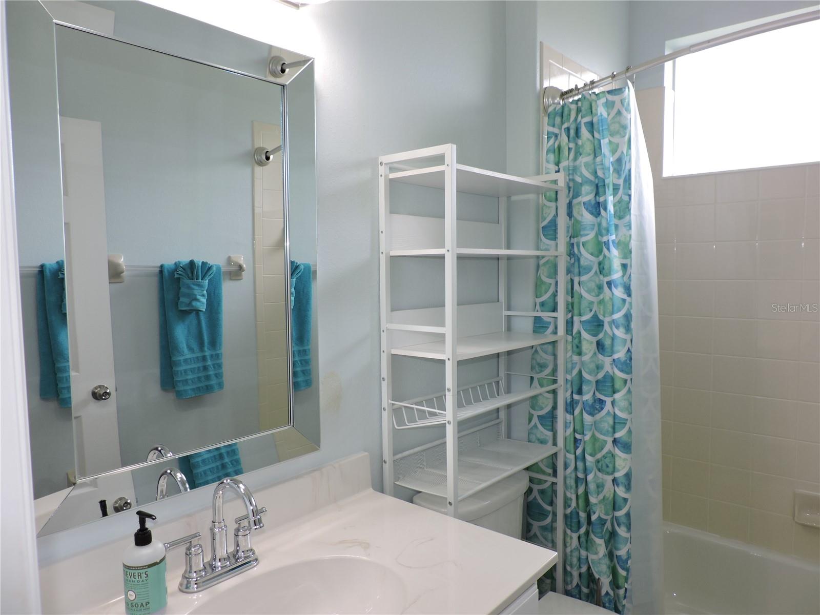 122 CLEAR LAKE DR, ENGLEWOOD, FL — photo 64