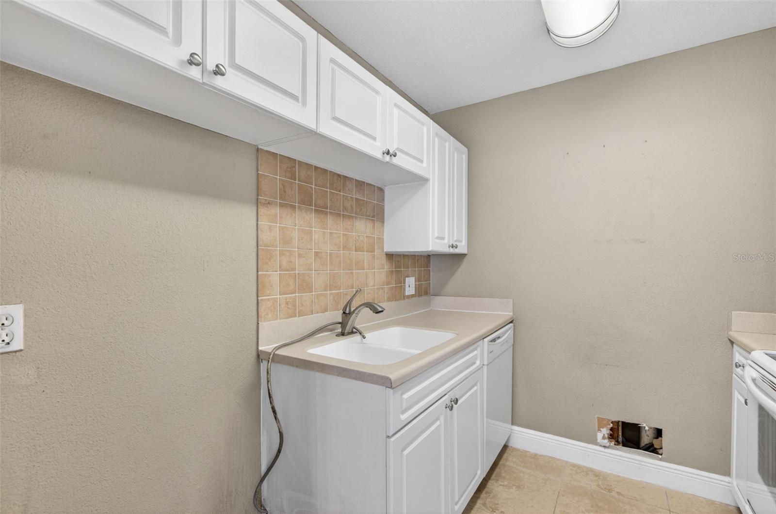 2521 CEDAR CYPRESS CT #101, TAMPA, FL — photo 16