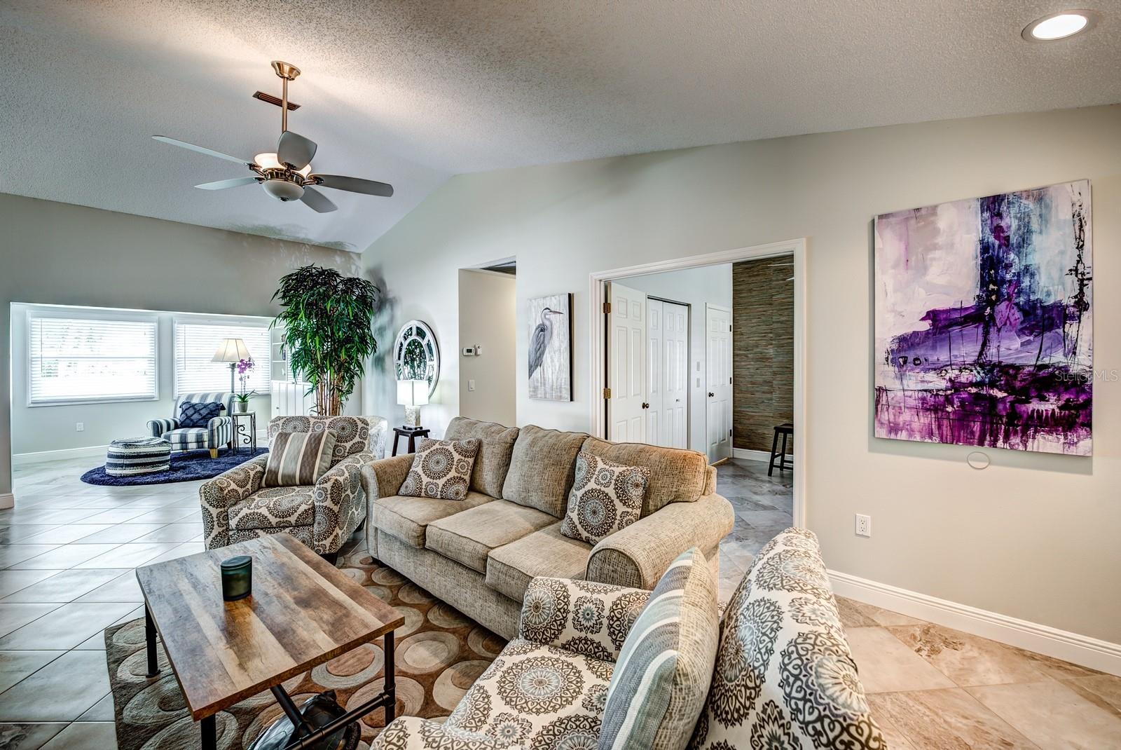130 SOUTHAMPTON PL #360, VENICE, FL — photo 9