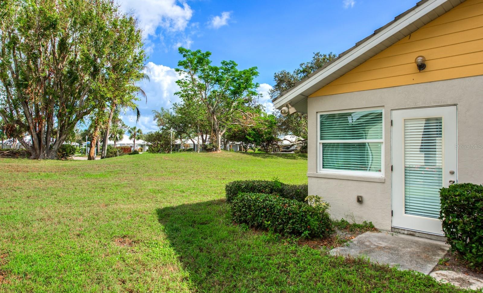130 SOUTHAMPTON PL #360, VENICE, FL — photo 28