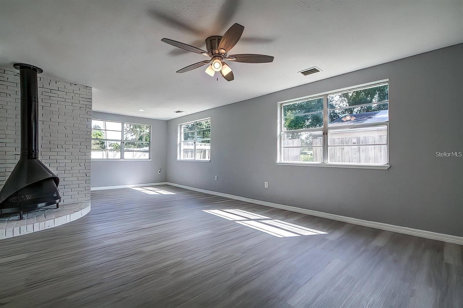 2107 MONTICELLO AVE, LAKELAND, FL — photo 4