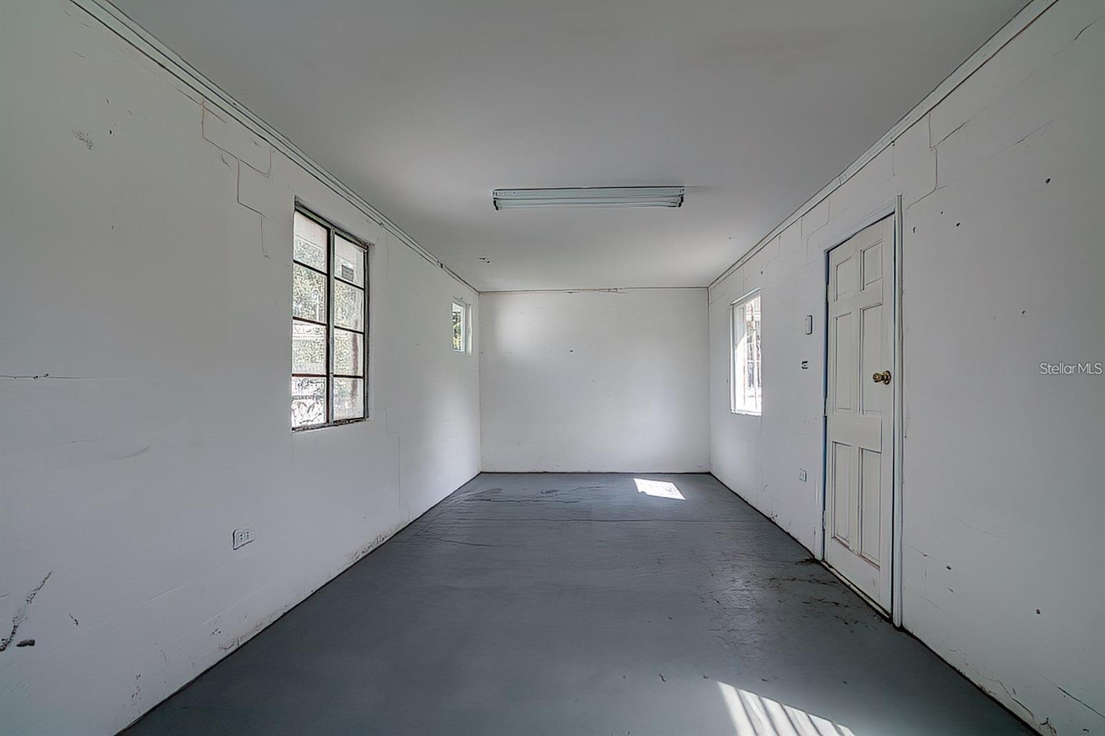 2107 MONTICELLO AVE, LAKELAND, FL — photo 27