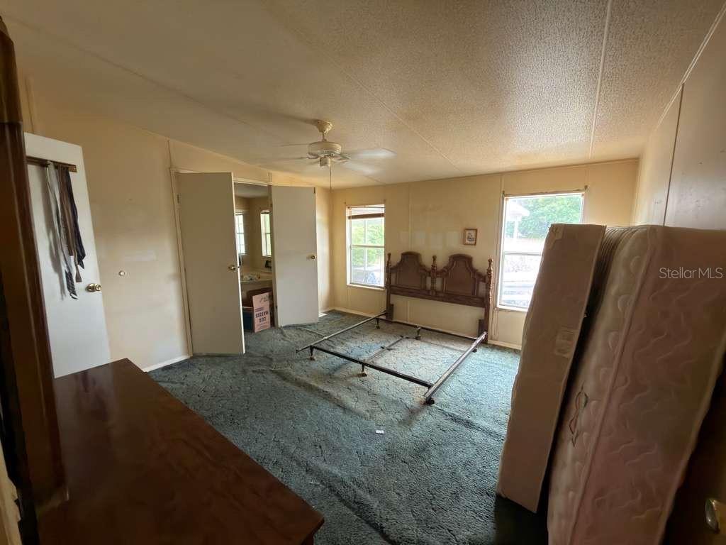 2011 PINEWOOD LN, MOUNT DORA, FL — photo 34