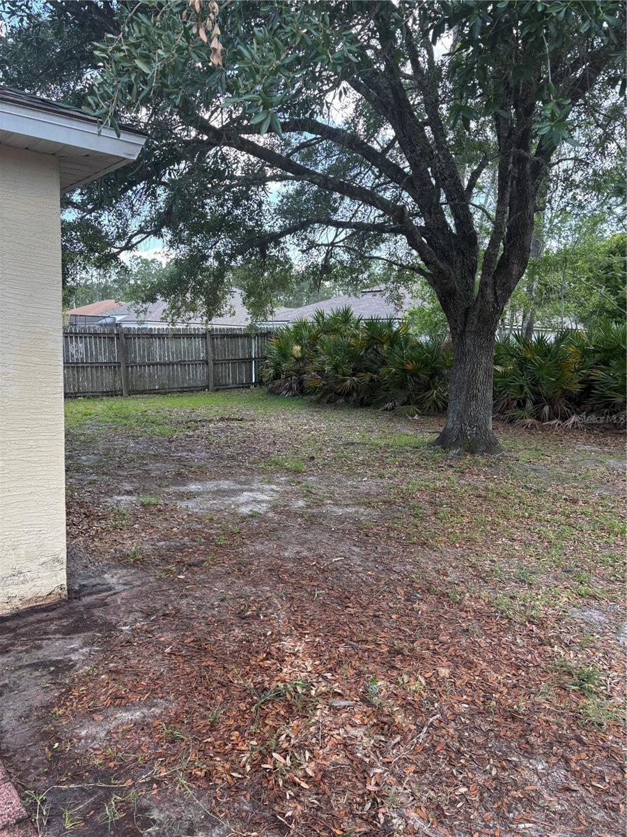 18 RED CLOVER LN, PALM COAST, FL — photo 3