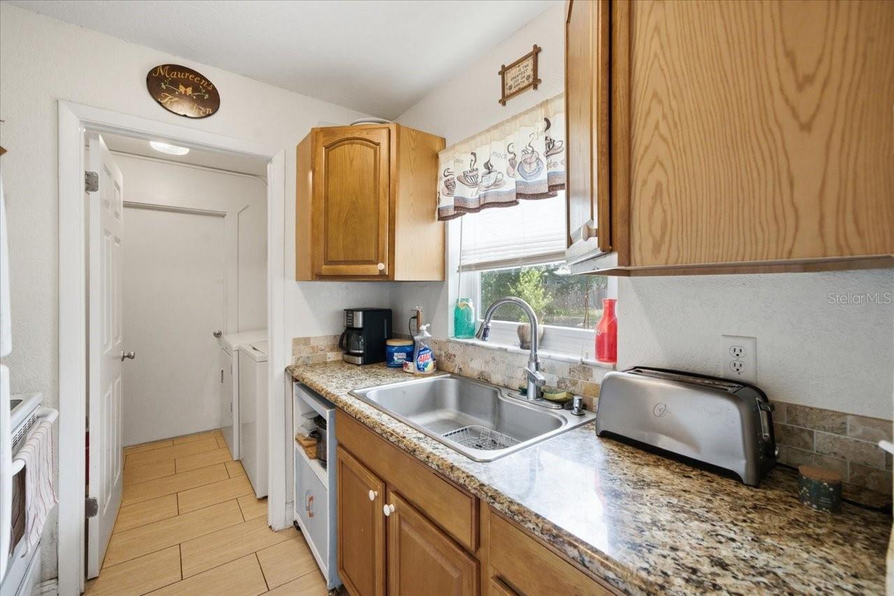 12452 EDDINGTON RD, SPRING HILL, FL — photo 17