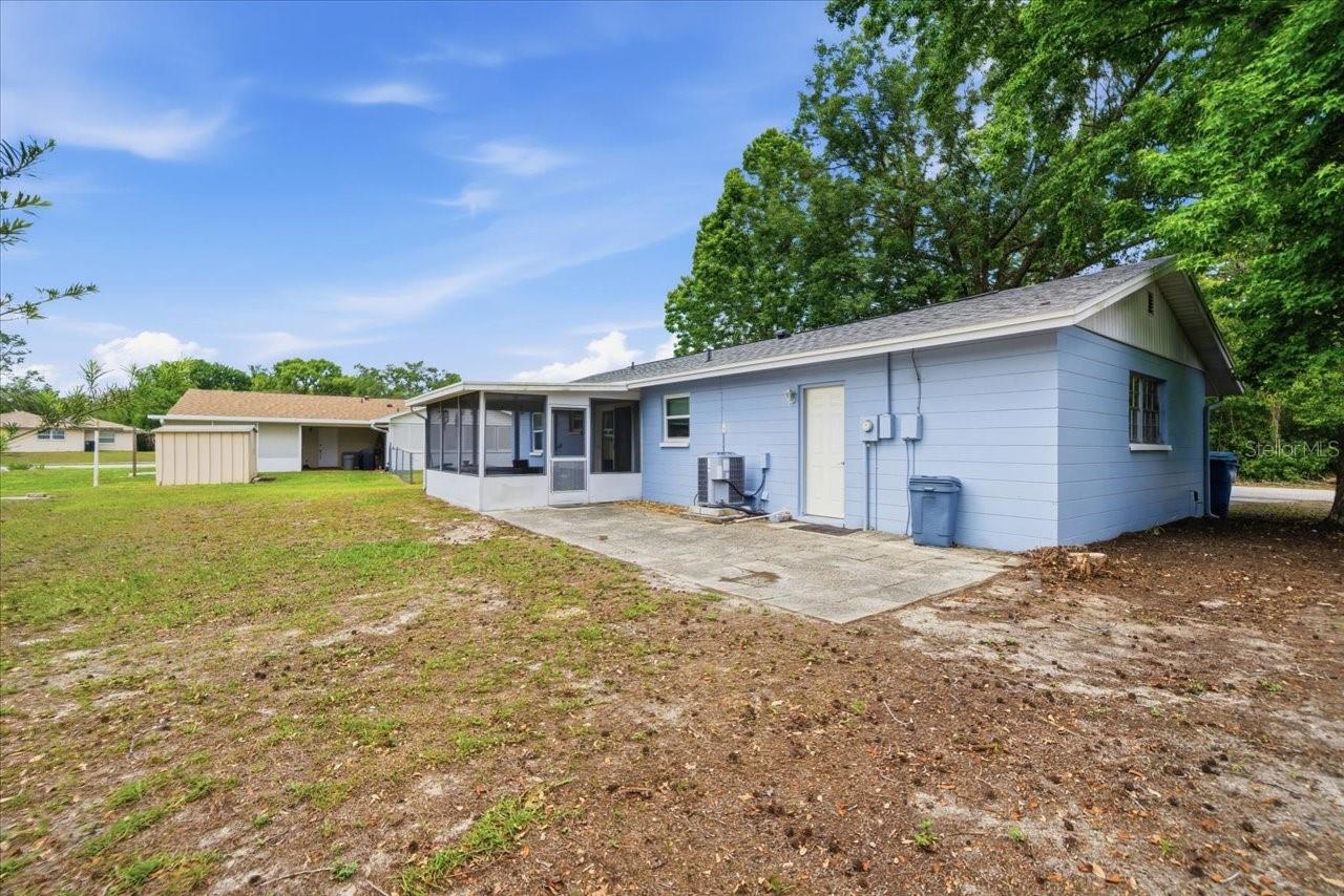 12452 EDDINGTON RD, SPRING HILL, FL — photo 35
