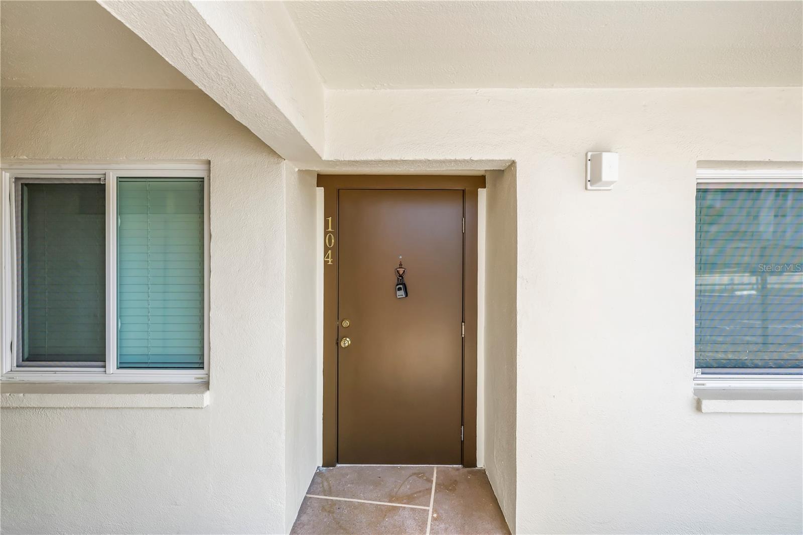 4435 1ST ST NE #104, ST PETERSBURG, FL — photo 3