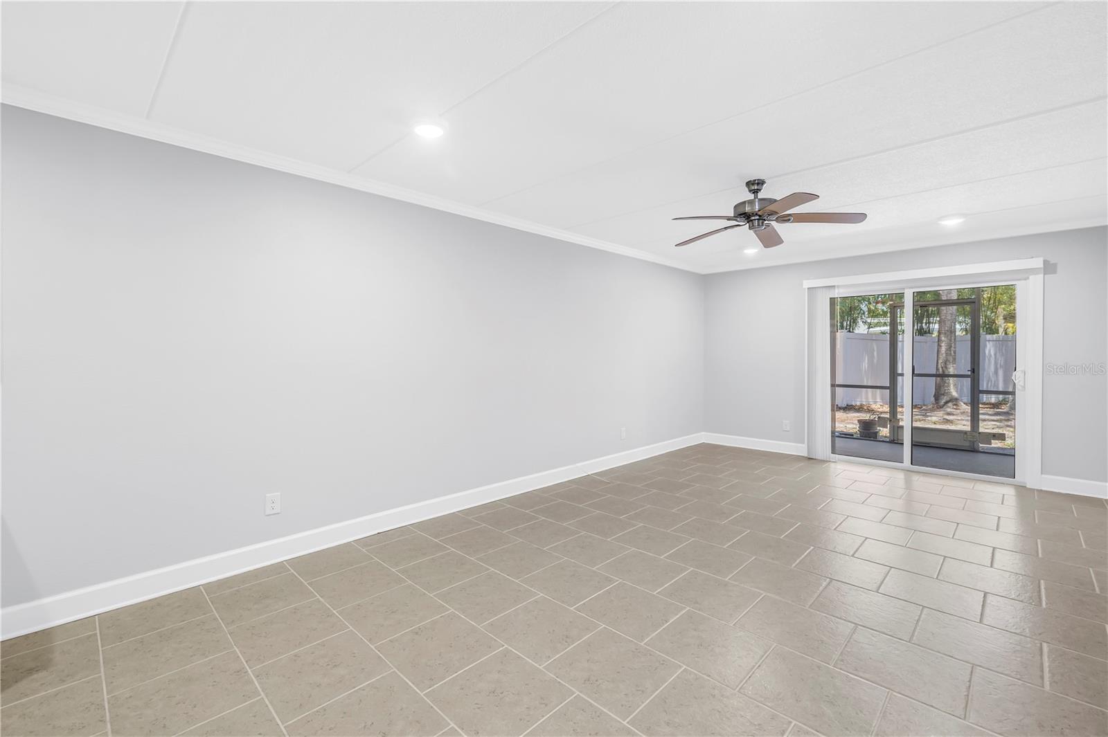 4435 1ST ST NE #104, ST PETERSBURG, FL — photo 9