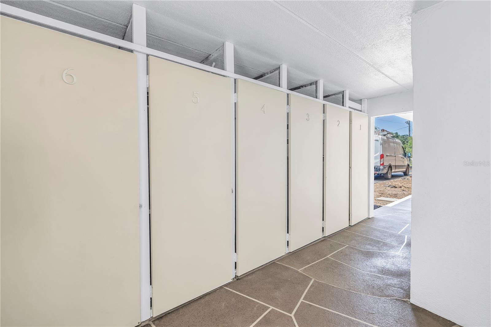 4435 1ST ST NE #104, ST PETERSBURG, FL — photo 20