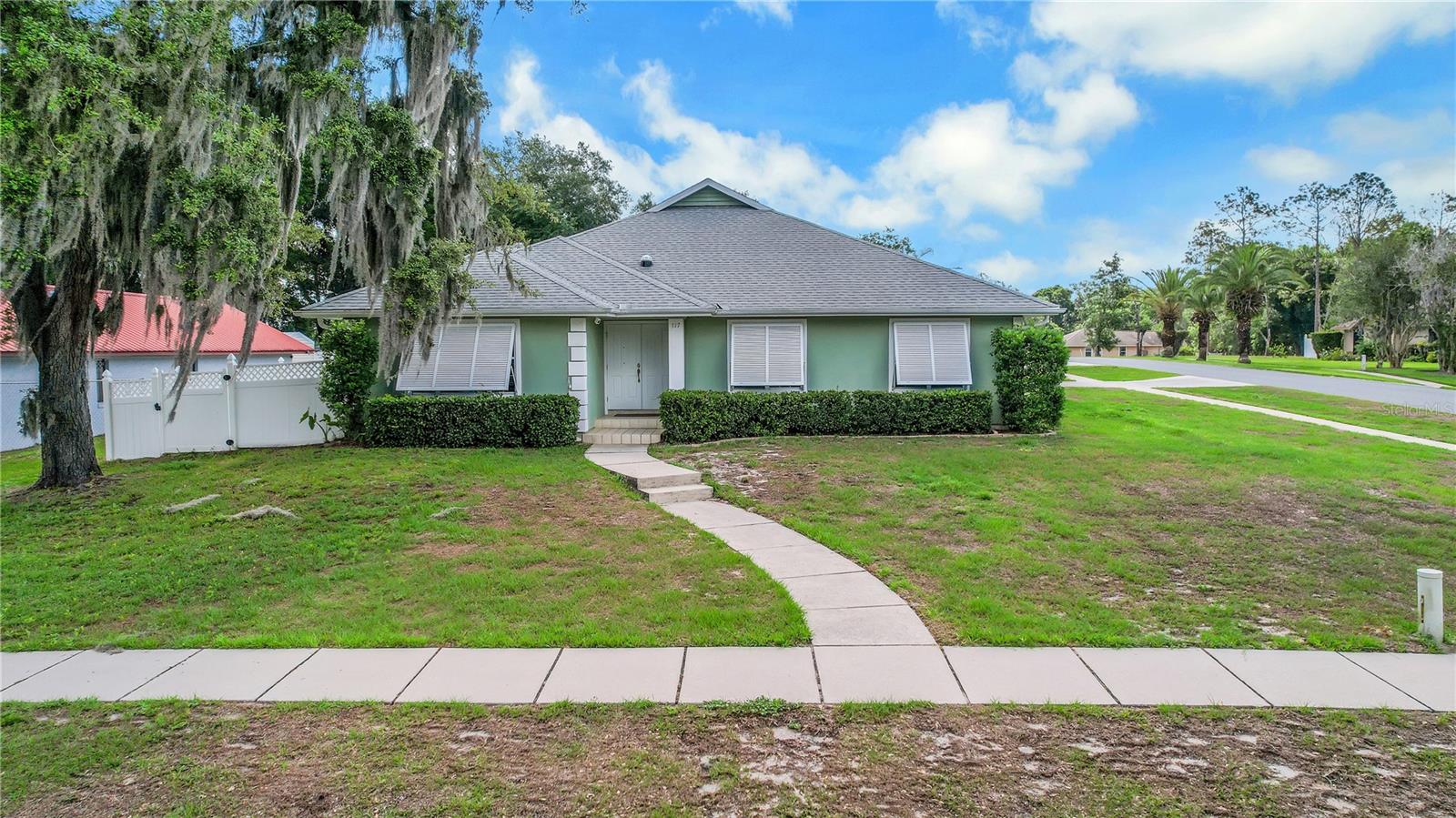 317 WOODLAND TRL, LADY LAKE, FL