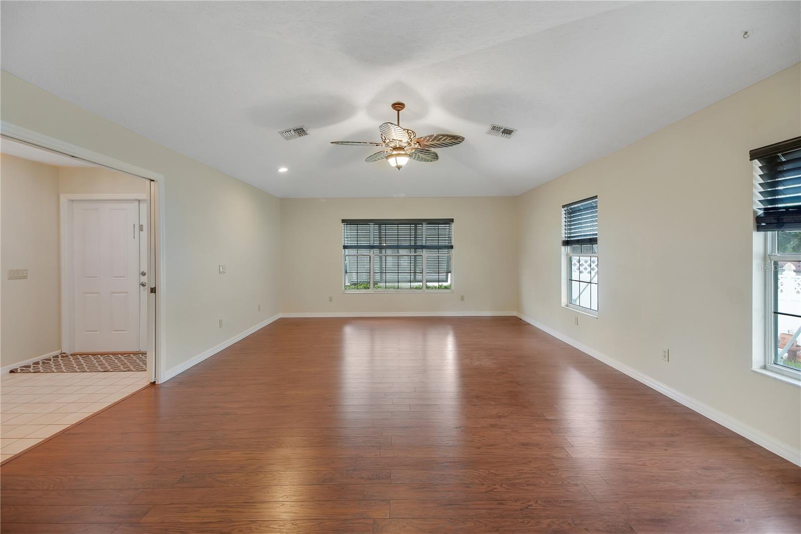 317 WOODLAND TRL, LADY LAKE, FL — photo 17
