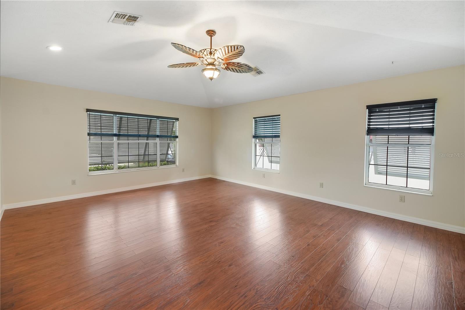 317 WOODLAND TRL, LADY LAKE, FL — photo 22