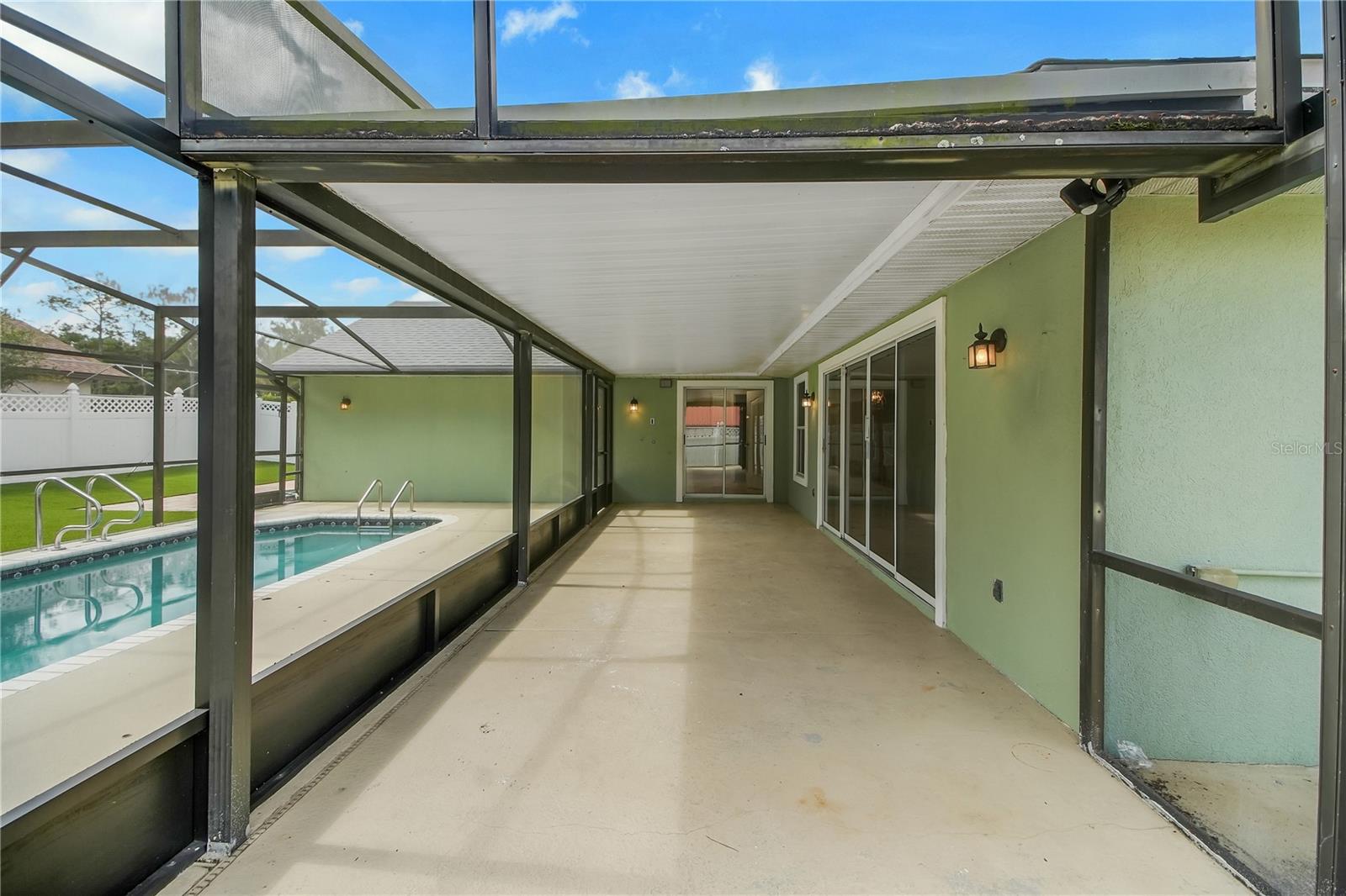 317 WOODLAND TRL, LADY LAKE, FL — photo 39