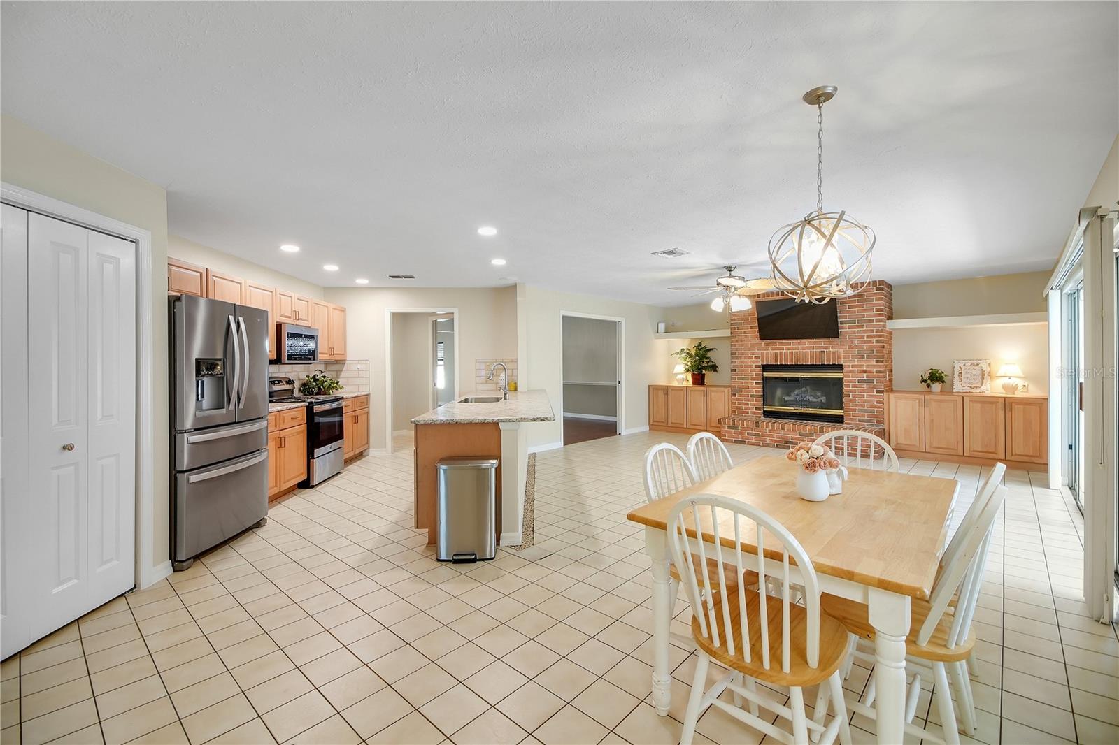317 WOODLAND TRL, LADY LAKE, FL — photo 60