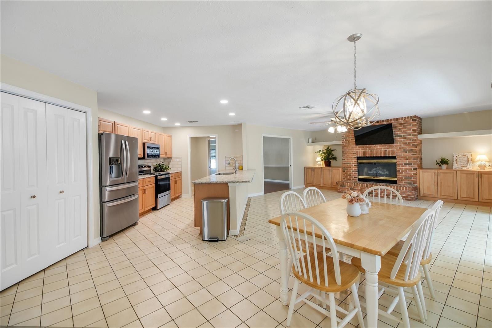 317 WOODLAND TRL, LADY LAKE, FL — photo 111