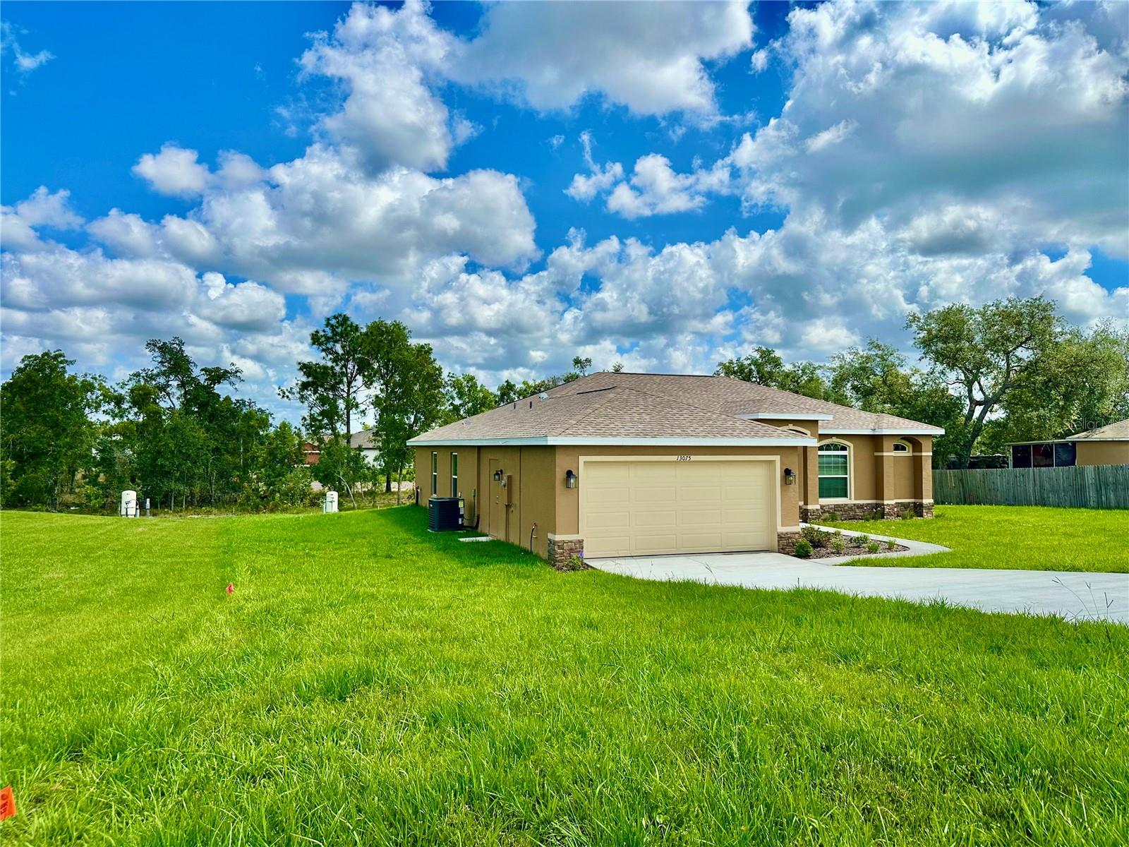 13075 HOUSE FINCH RD, WEEKI WACHEE, FL — photo 4