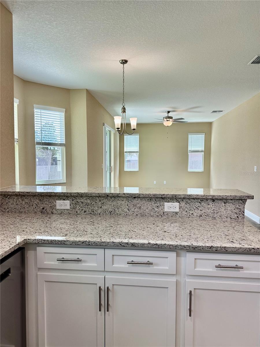 13075 HOUSE FINCH RD, WEEKI WACHEE, FL — photo 15