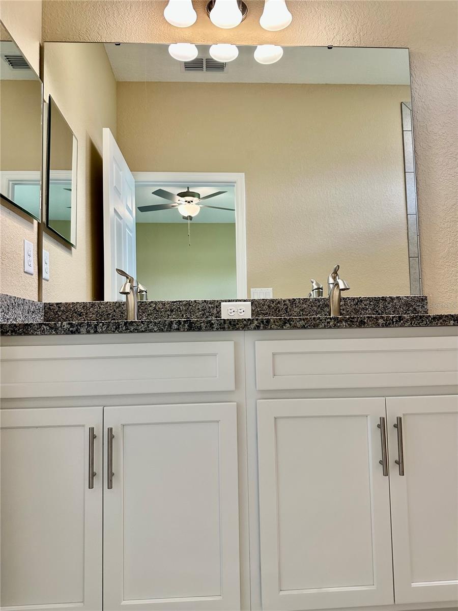 13075 HOUSE FINCH RD, WEEKI WACHEE, FL — photo 38