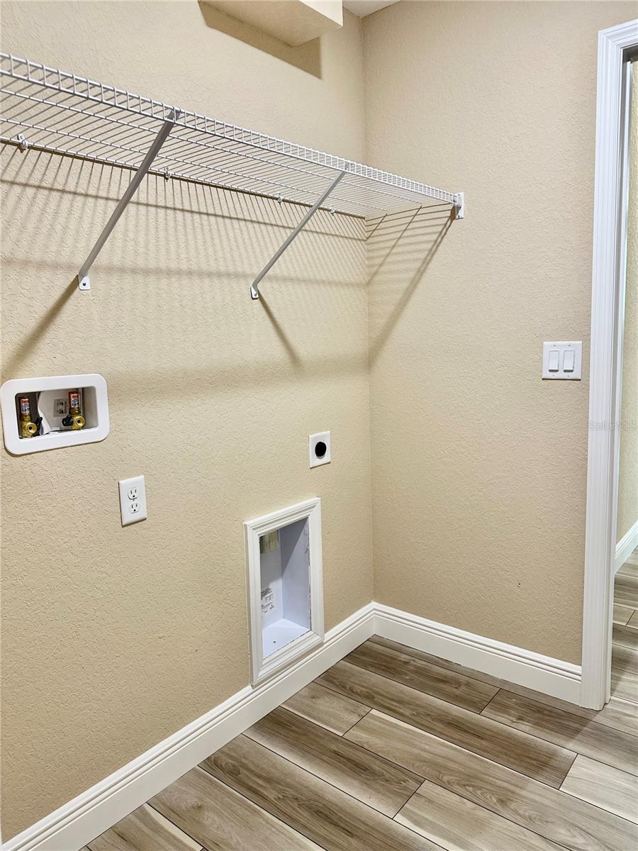 13075 HOUSE FINCH RD, WEEKI WACHEE, FL — photo 60