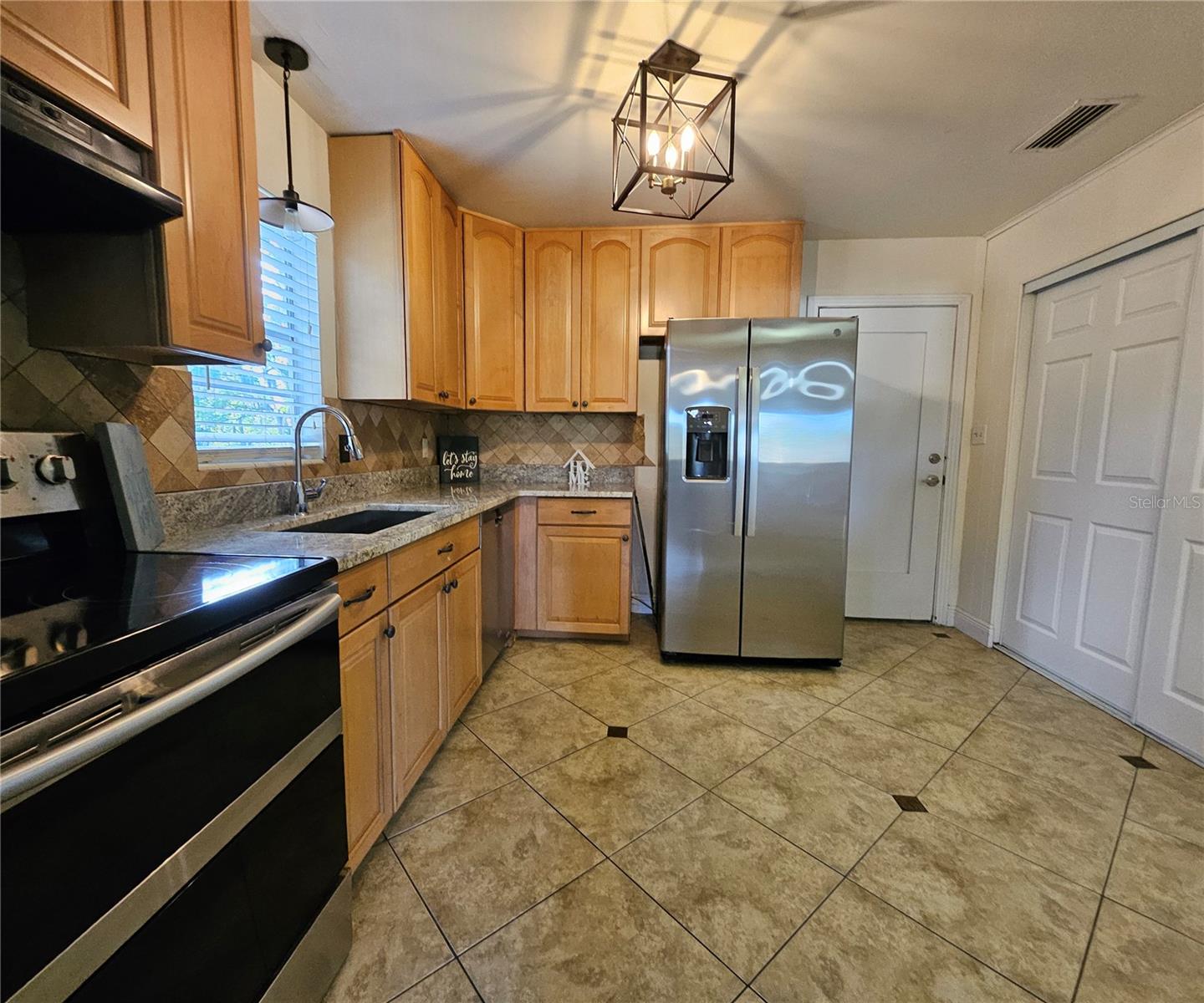 7237 HILLCREST ST, LEESBURG, FL — photo 17
