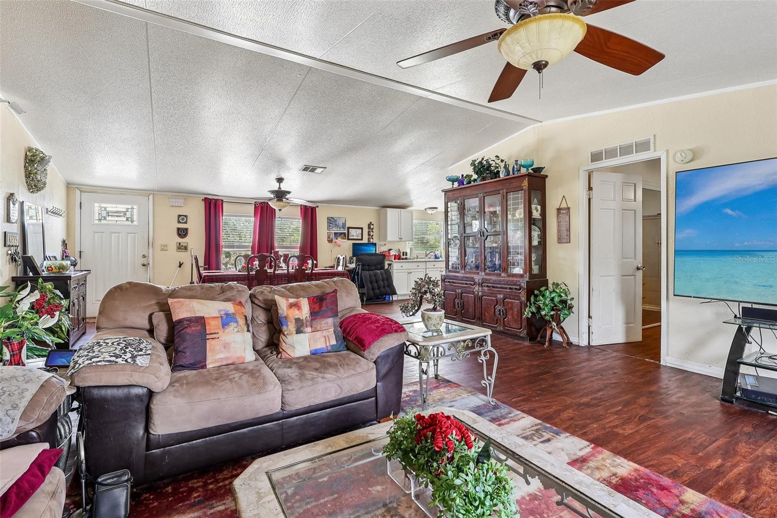 9085 MERCURY DR, ST CLOUD, FL — photo 11
