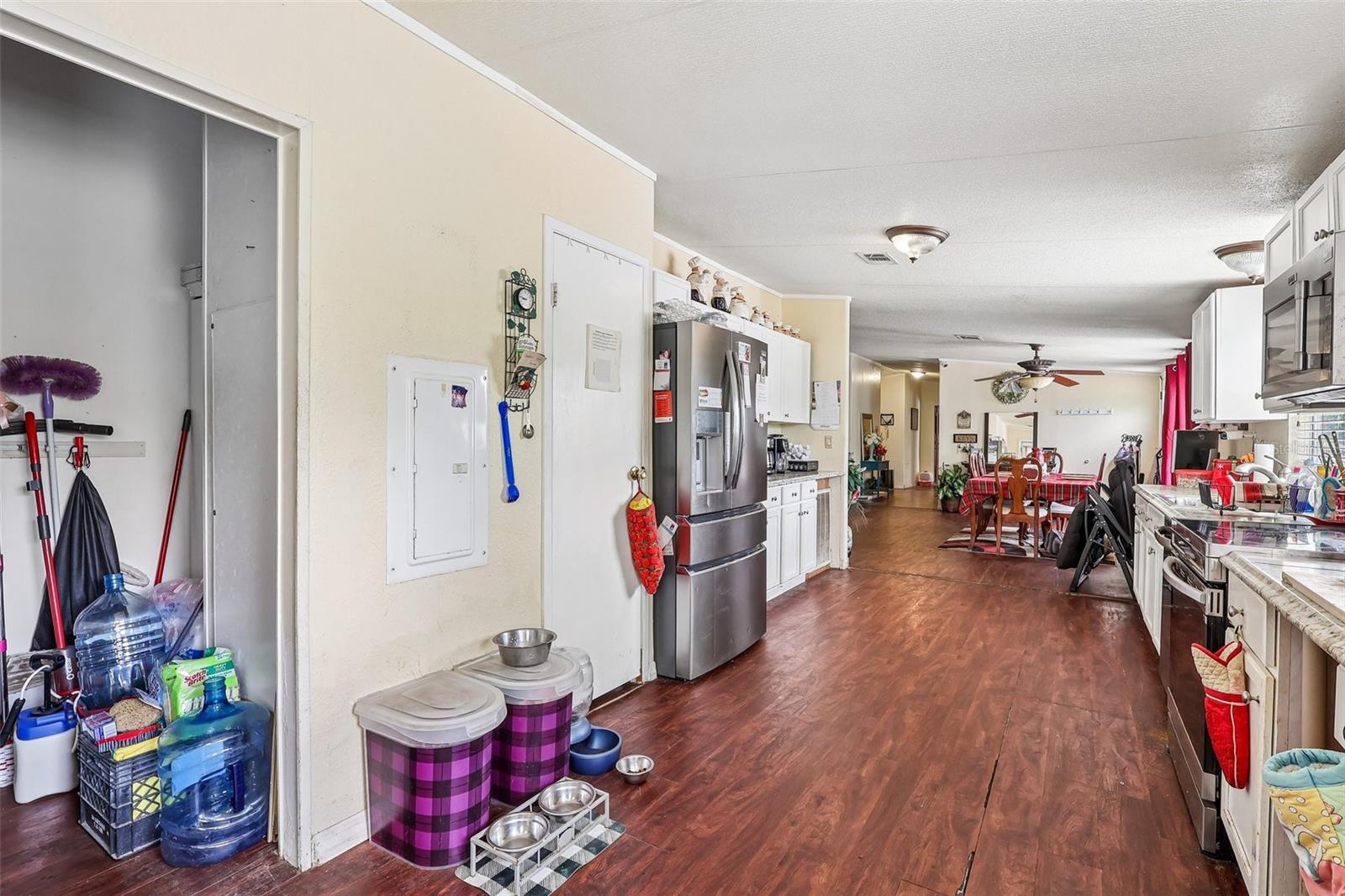 9085 MERCURY DR, ST CLOUD, FL — photo 15
