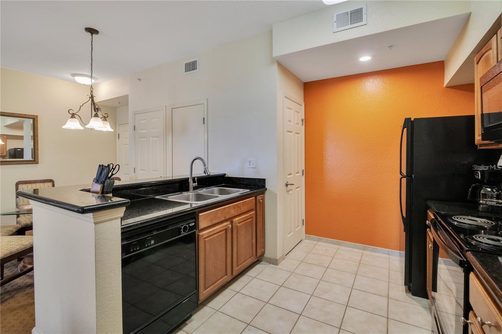 8101 RESORT VILLAGE DR #3905, ORLANDO, FL — photo 5