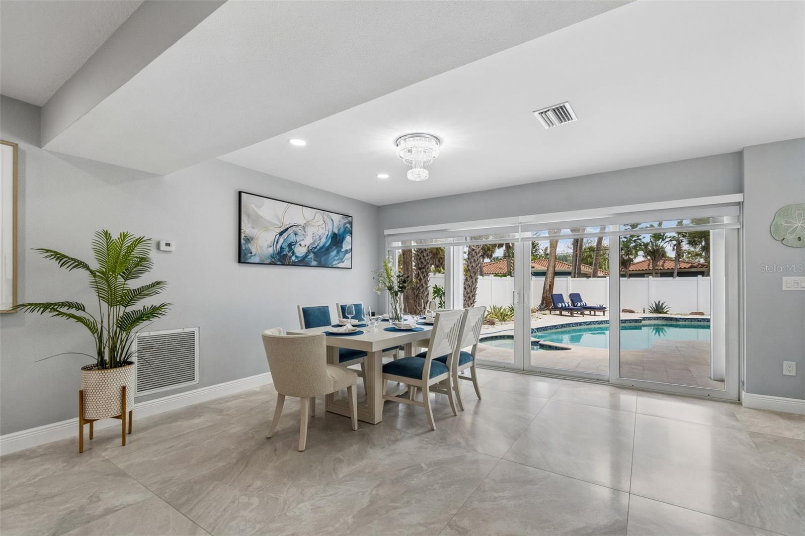 933 ELDORADO AVE, CLEARWATER BEACH, FL — photo 8
