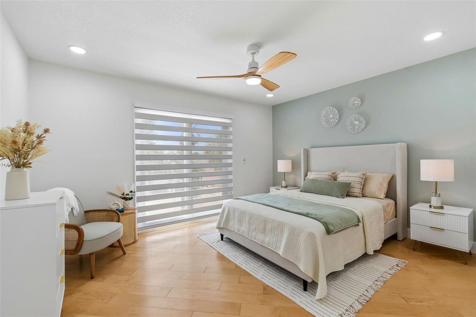 933 ELDORADO AVE, CLEARWATER BEACH, FL — photo 47