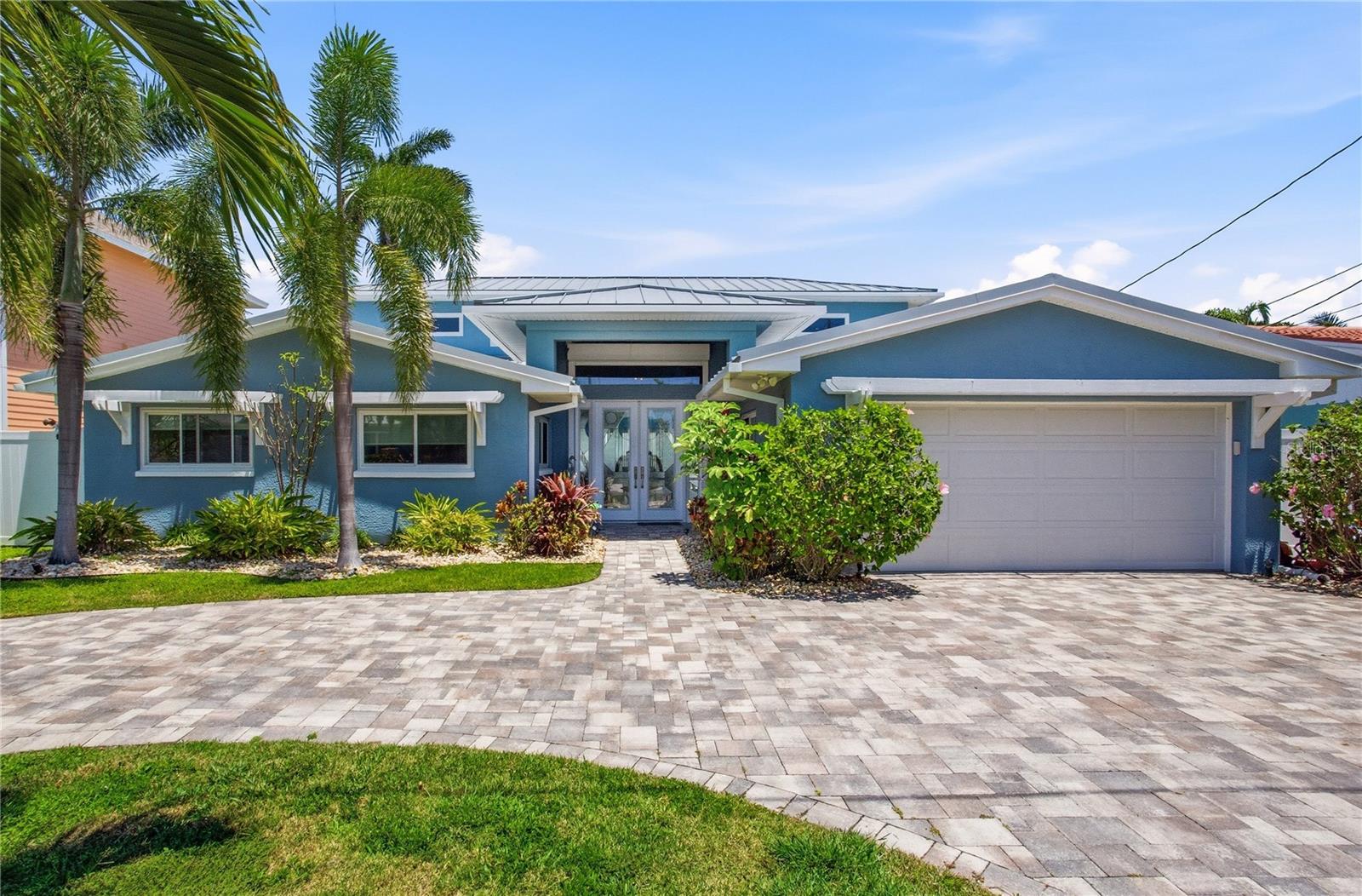 547 JOHNS PASS AVE, MADEIRA BEACH, FL — photo 2
