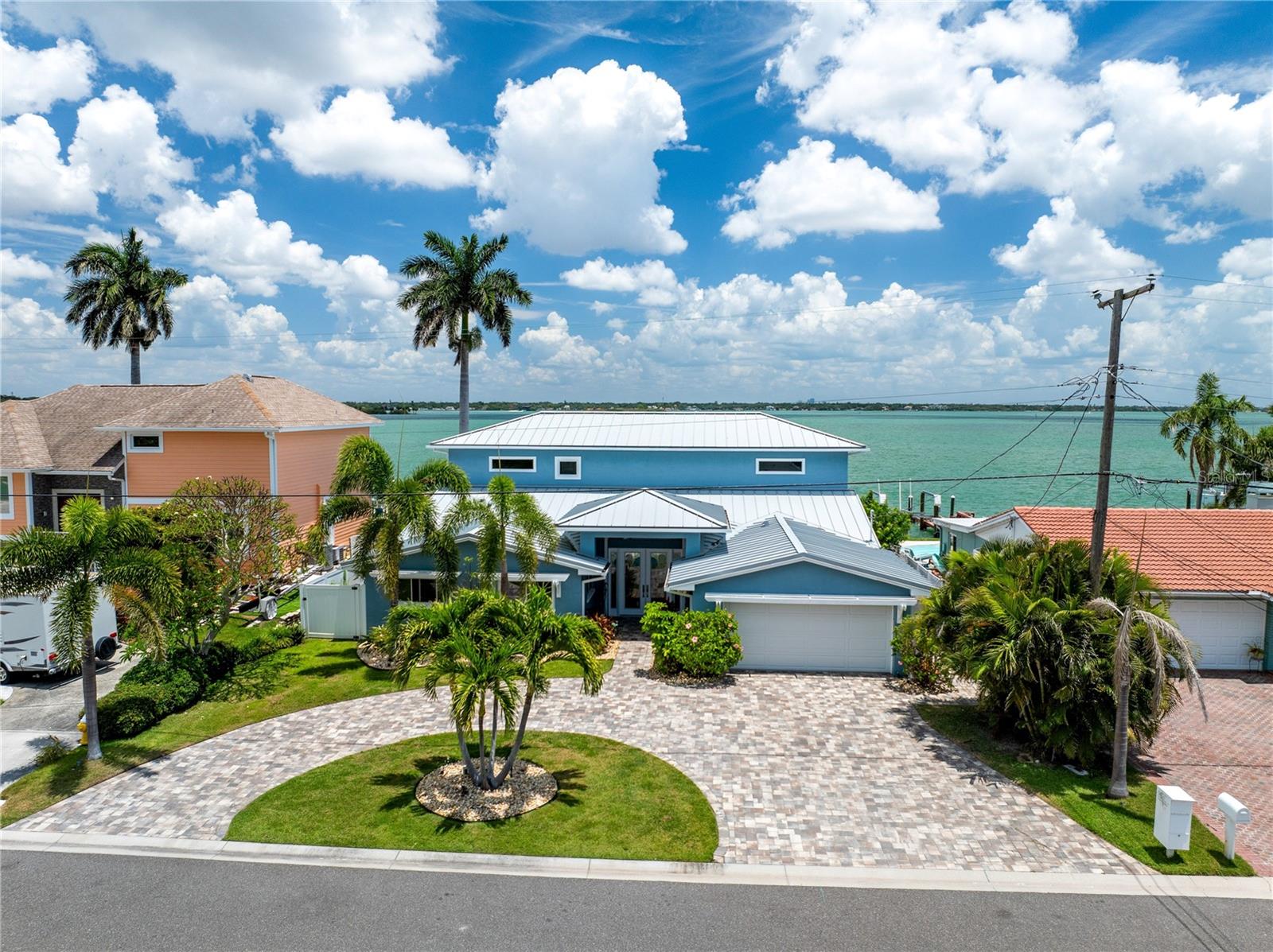 547 JOHNS PASS AVE, MADEIRA BEACH, FL — photo 6