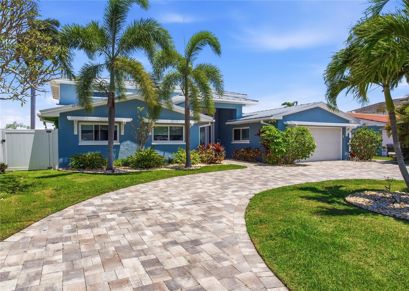 547 JOHNS PASS AVE, MADEIRA BEACH, FL — photo 8