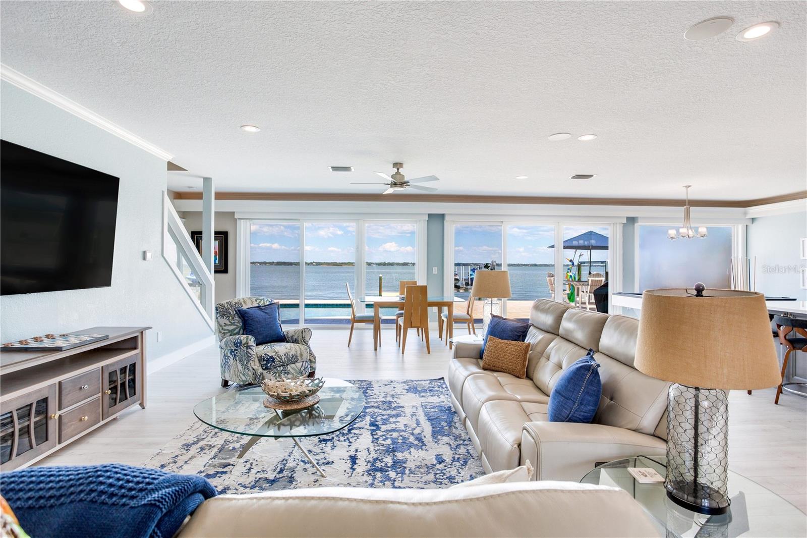 547 JOHNS PASS AVE, MADEIRA BEACH, FL — photo 12