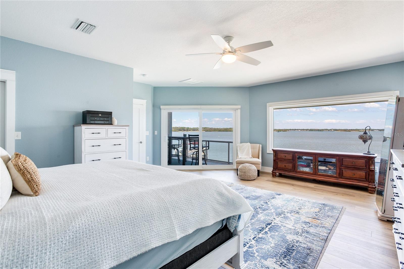 547 JOHNS PASS AVE, MADEIRA BEACH, FL — photo 57