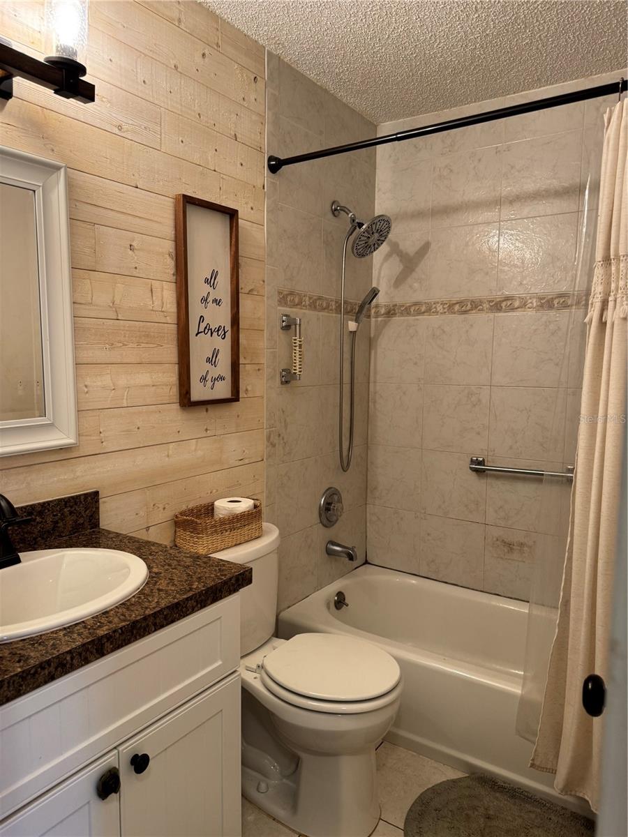 580 FERN AVE, TAVARES, FL — photo 15