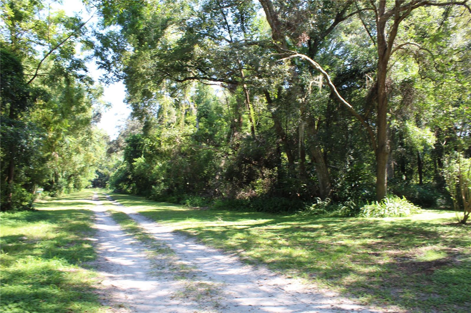 GRAND AVE, BROOKSVILLE, FL — photo 2