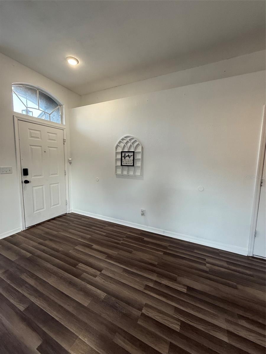 5841 DORHAM PLACE, WESLEY CHAPEL, FL — photo 2
