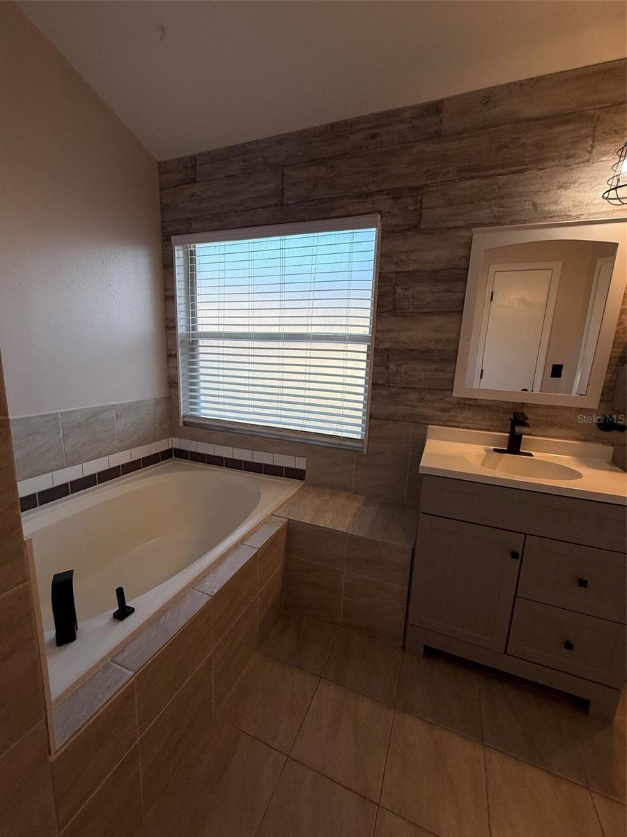 5841 DORHAM PLACE, WESLEY CHAPEL, FL — photo 18