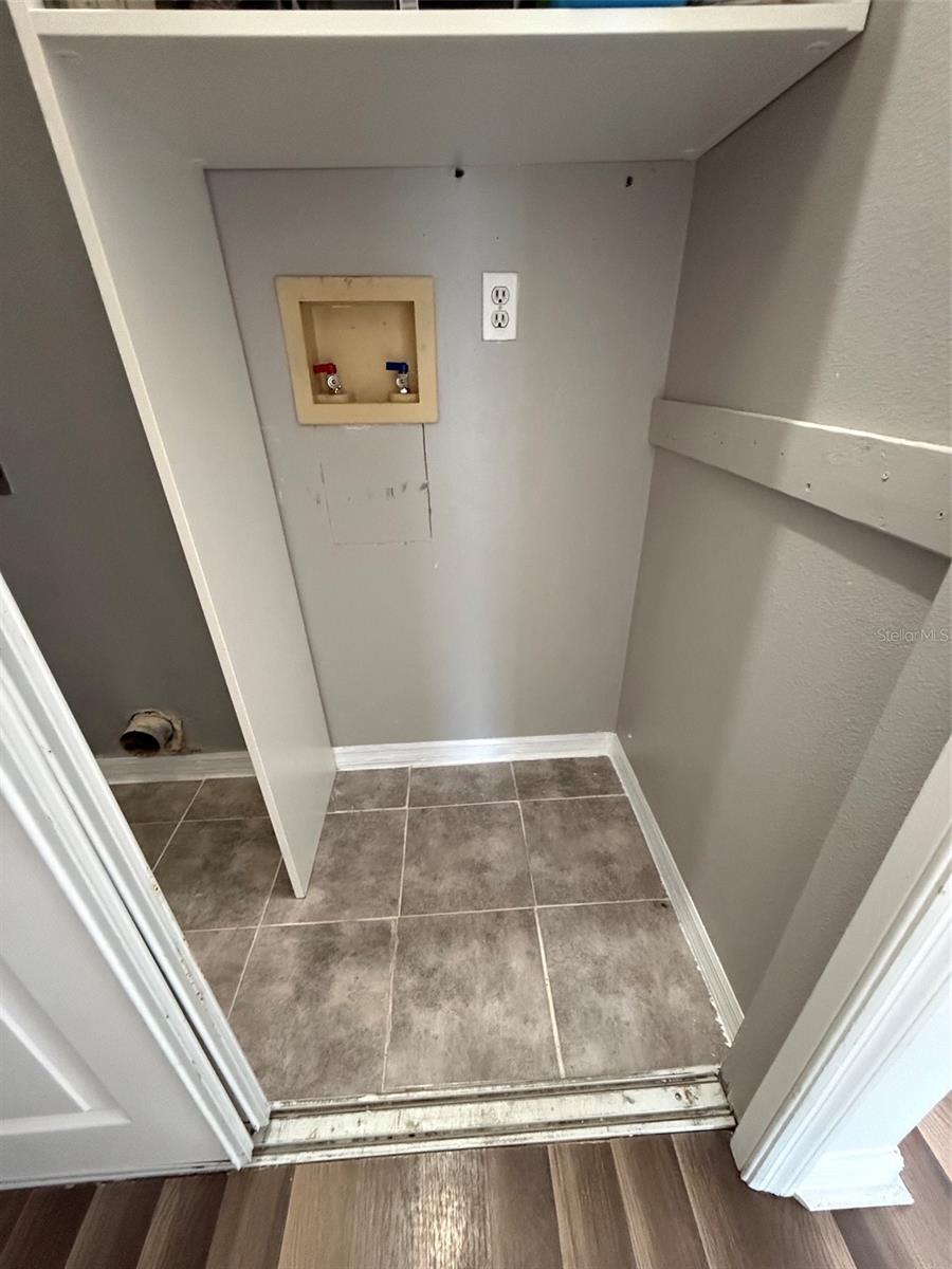 5841 DORHAM PLACE, WESLEY CHAPEL, FL — photo 30